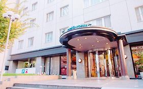 Shin Osaka Hotel